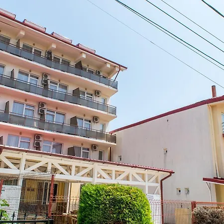 ホテル Tiberius 3*